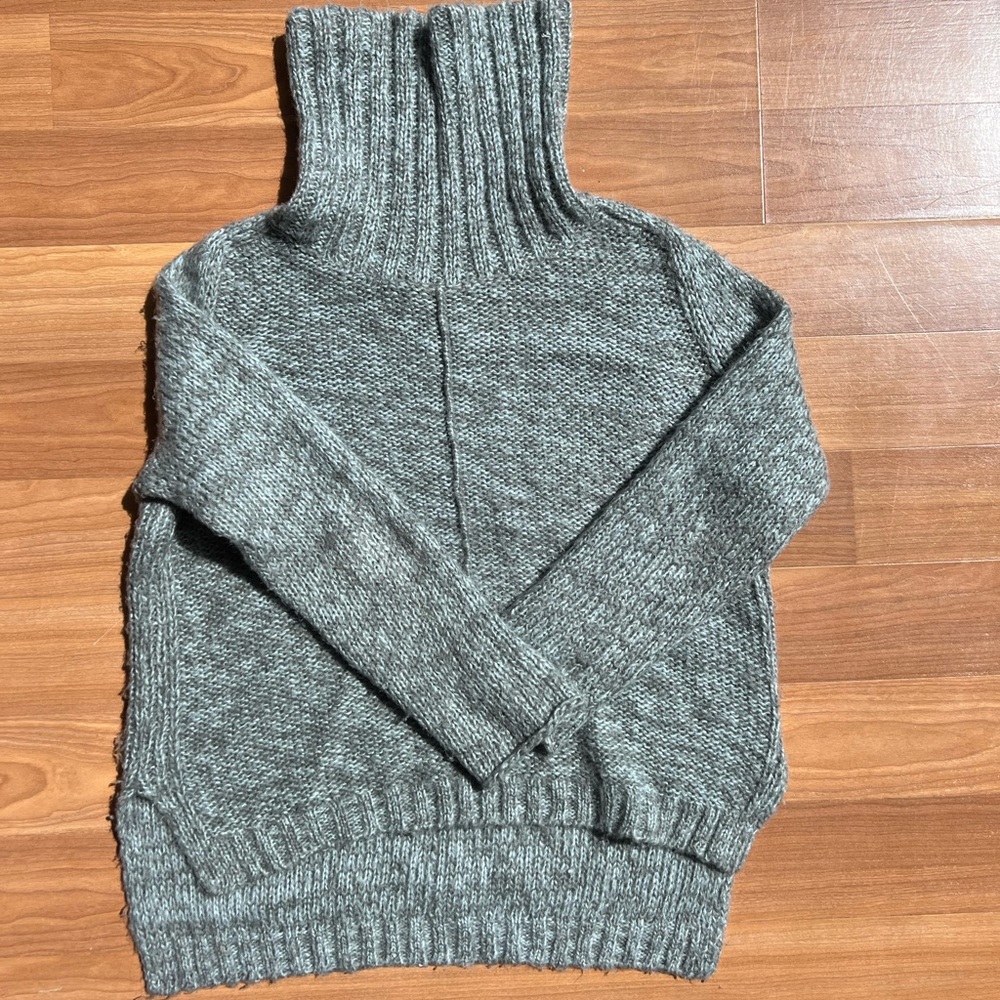 Wooden ships knit sweater